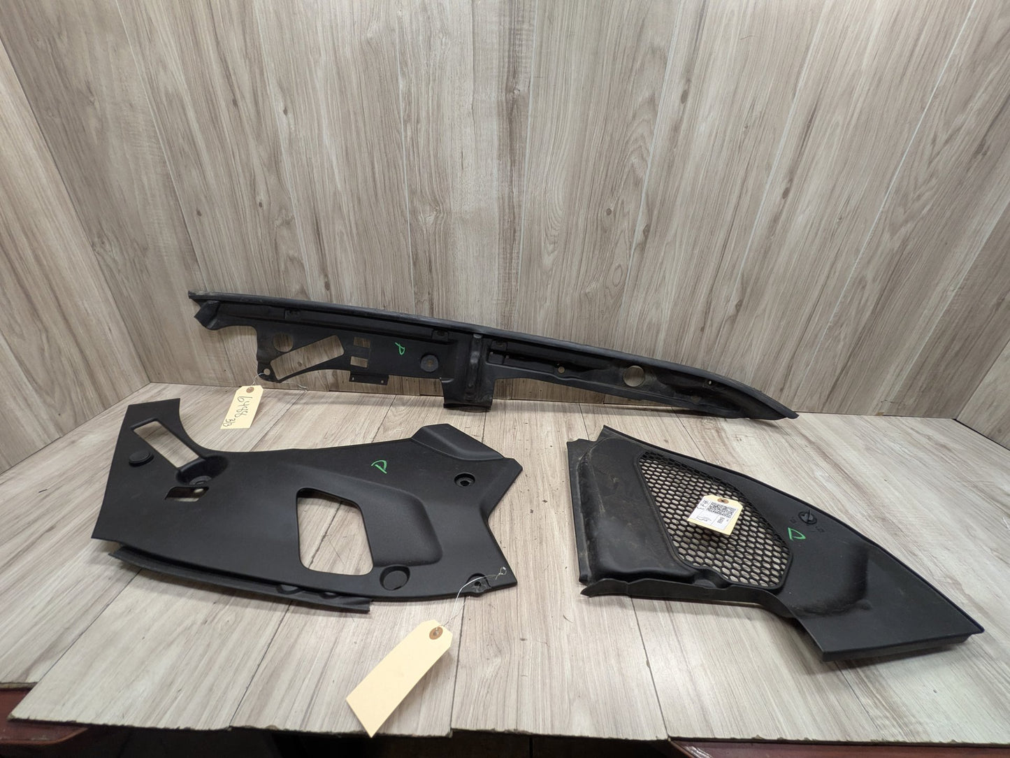 2017-2023 BMW M550i xDrive G30 Right Passenger Side Cowl Cover SET 7388716