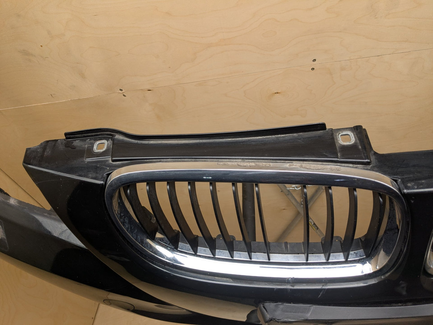09-11 OEM BMW E90 E91 328 335 Front Bumper Cover w/ Grilles