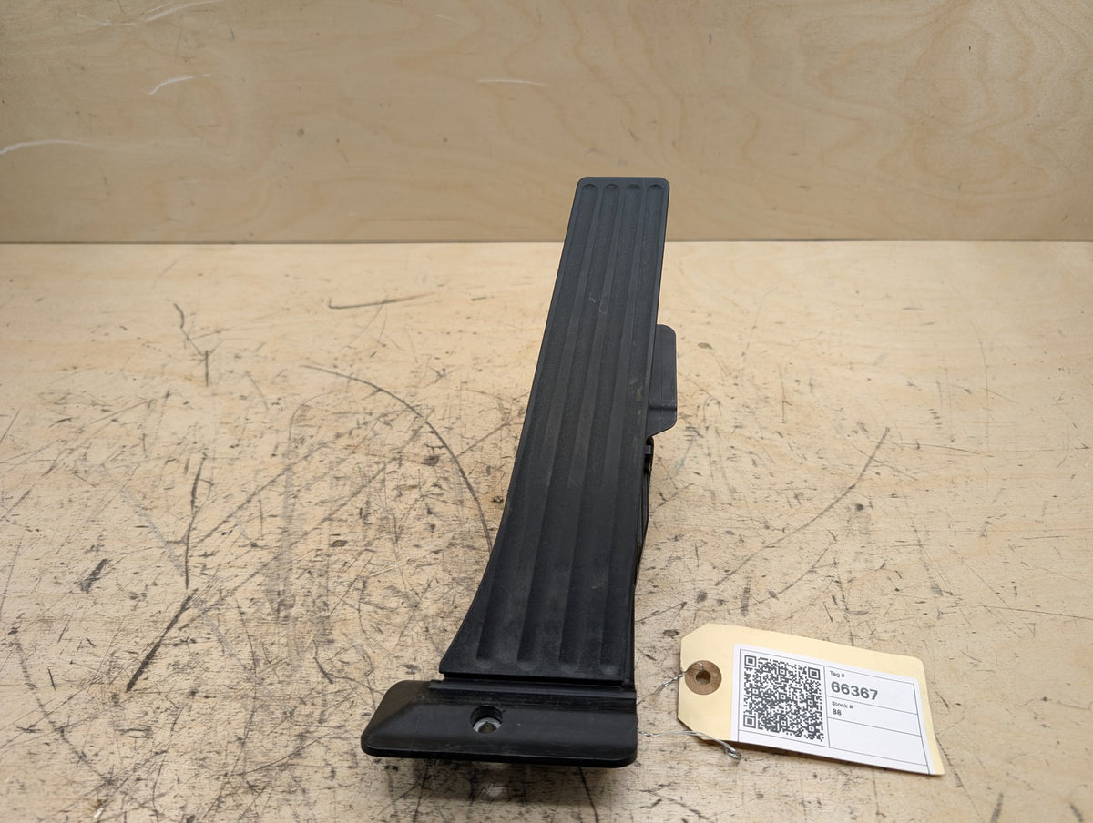 OEM BMW F15 F22 F25 F30 F36 F80 G01 G05 G20 X3 X5 Accelerator Throttle Gas Pedal