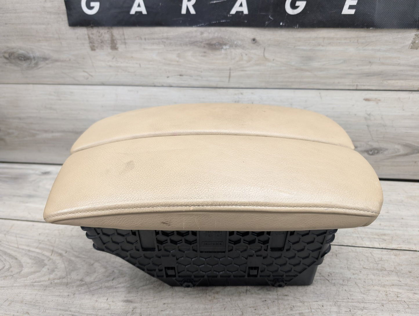 2007-2013 BMW X5 E70 Center Console Armrest Arm Rest 9115083