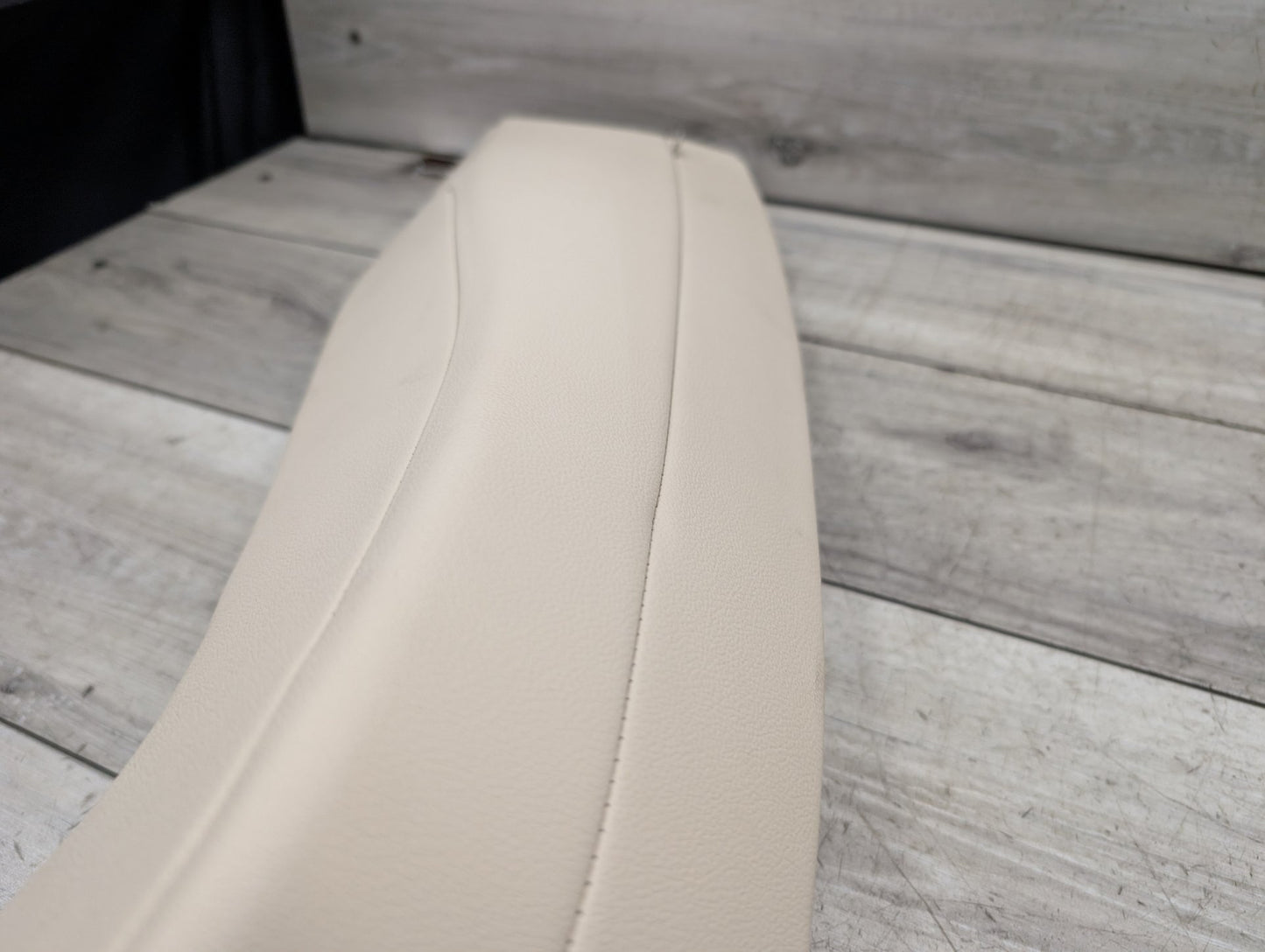 2021-2026 BMW 430i G22- Rear Right Passenger Bolster Airbag Air Bag PN: 9476044