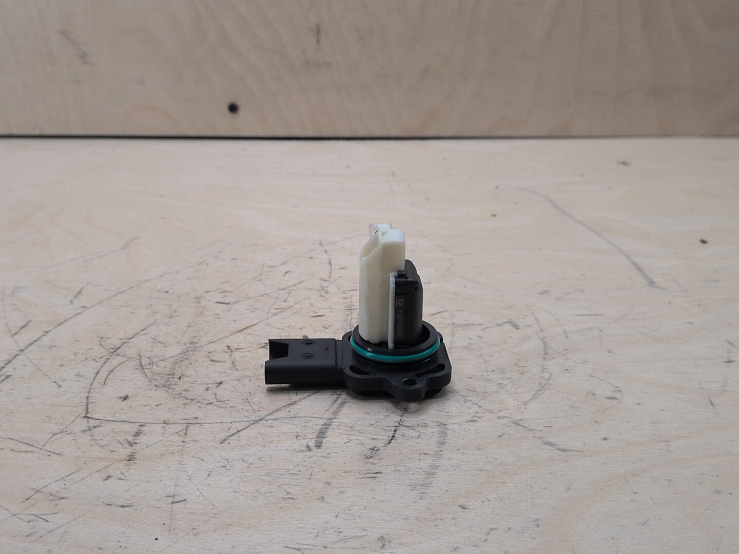 OEM BMW E82 E88 E90 E92 E93 328 Engine N51 N52 Air Flow Mass MAF Sensor Meter