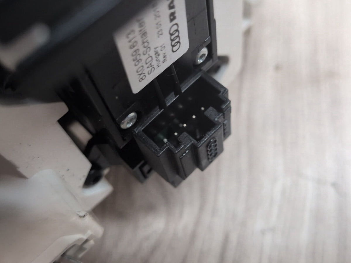 15-18 OEM Audi A3 Q3 Headliner Overhead Dome Light Switch Module 8X0959613