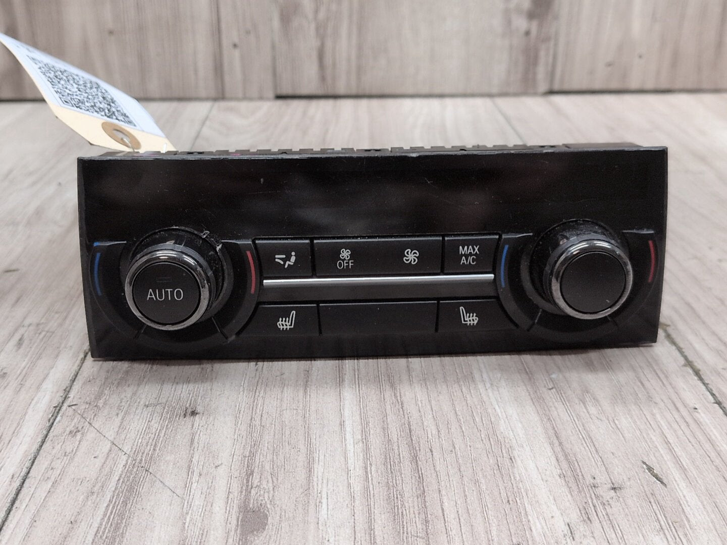 2010 - 2015 BMW 750i F01 Rear AC Heater Climate Control Switch 9304722 N63B44O1