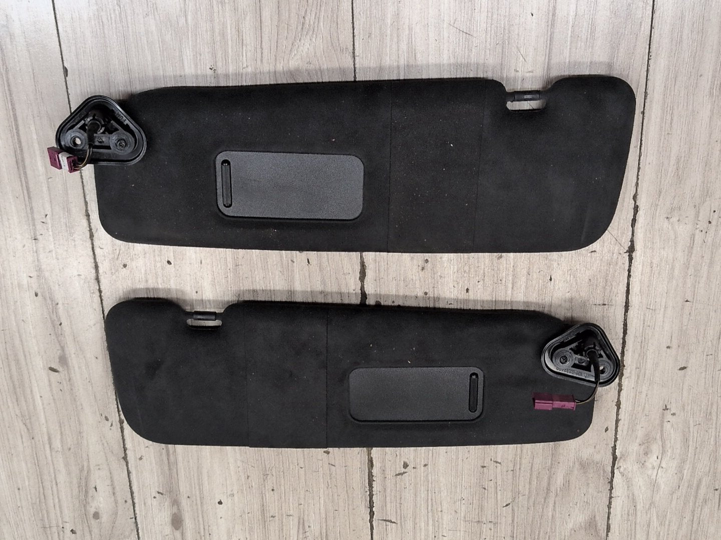 2012-2018 BMW M6 F06 Front Left Right Sun Visor SET 8052477