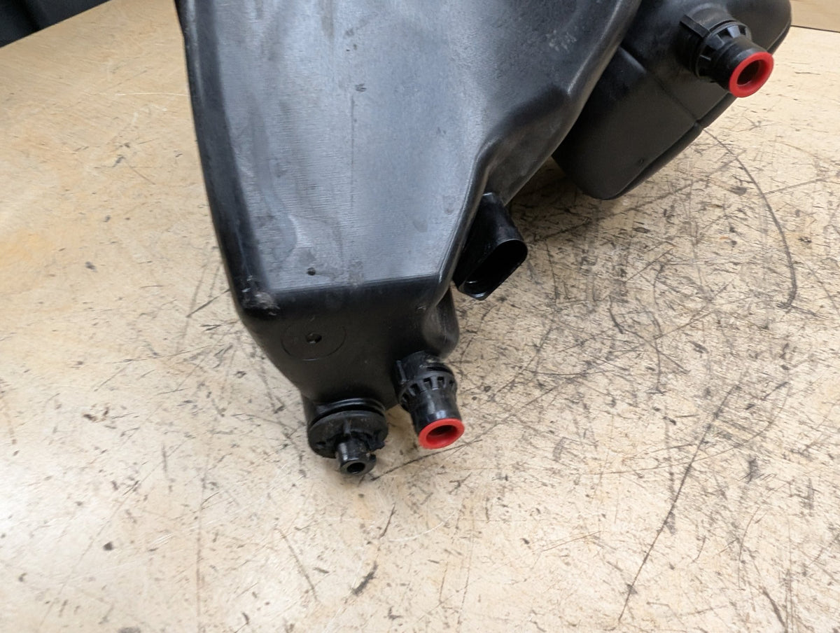 OEM BMW G12 740 745 G30 530 540 Engine B46 B58 Coolant Expansion Tank Reservoir