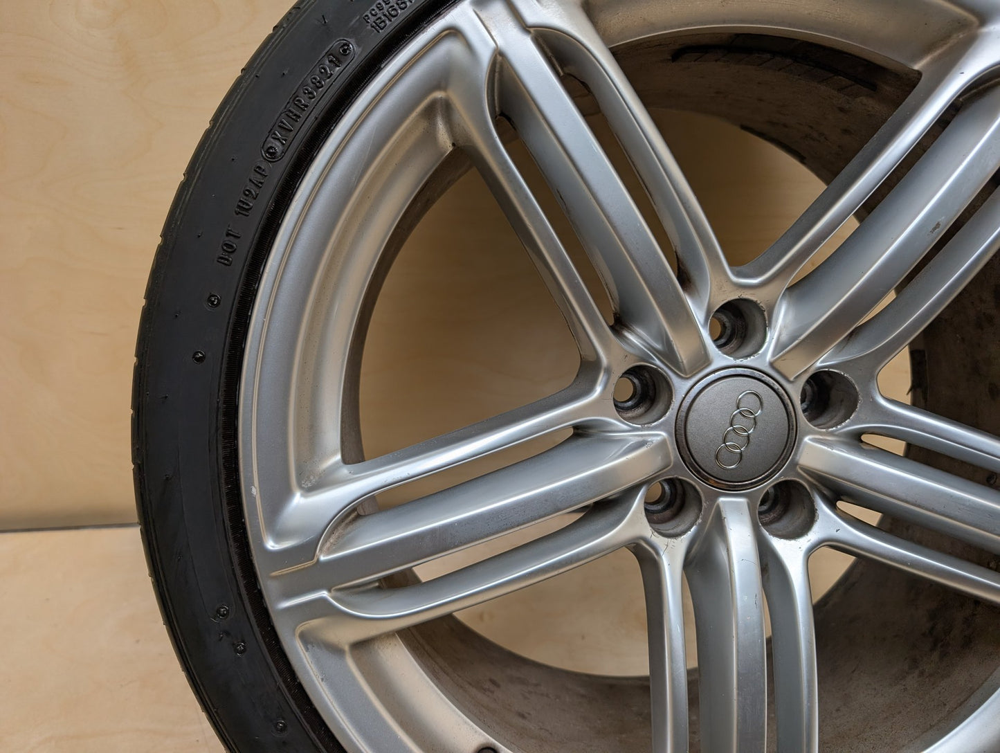 2008 - 2017 Audi S5 8T Wheel Rim 8T0601025T