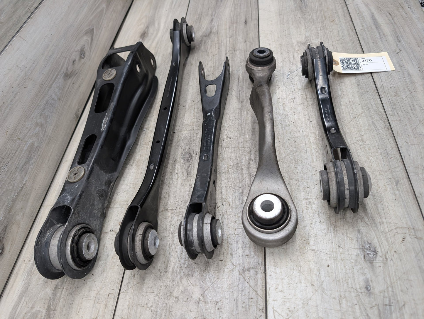 2018 - 2024 BMW X3 G01 Rear Right Passenger Control Arms SET 6871012 B58B30O1