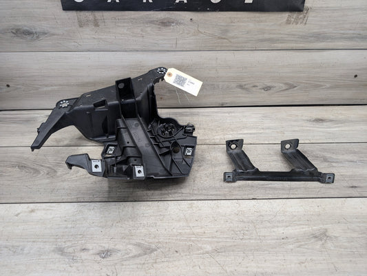 OEM BMW F15 F16 F85 F86 X5 X6 Front Left Driver Fender Mount Support Brackets