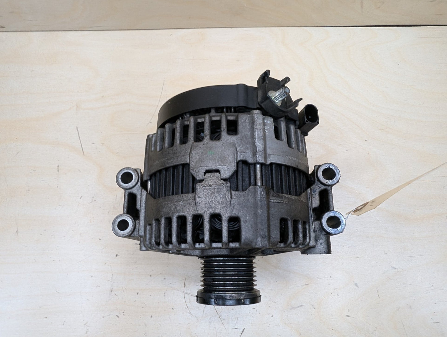 OEM BMW E82 E88 E90 E92 E93 135 335 N54 Charging Alternator Generator 180A