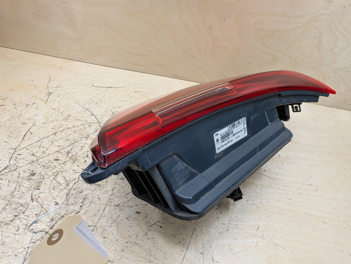 2010-2017 BMW 535i GT xDrive F07 Rear Left Driver Inner Tail Light 7306167 OEM
