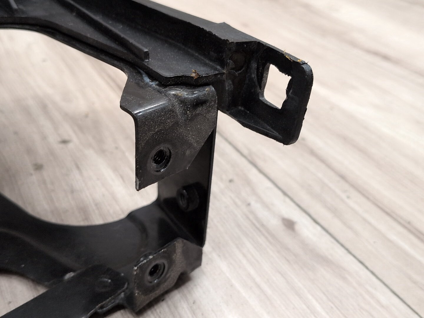 2011-2013 BMW 535i F10 Left Driver Headlight Bracket 7200793