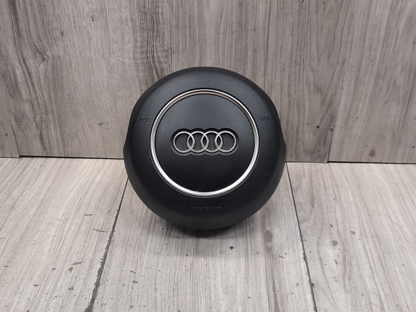 2015-2018 Audi Q3 8U- PN: 8V0880201AR