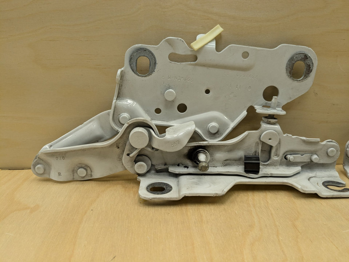 18-24 OEM BMW G01 G02 F97 F98 X3 X4 Hood Bonnet Left Right Side Hood Hinges SET