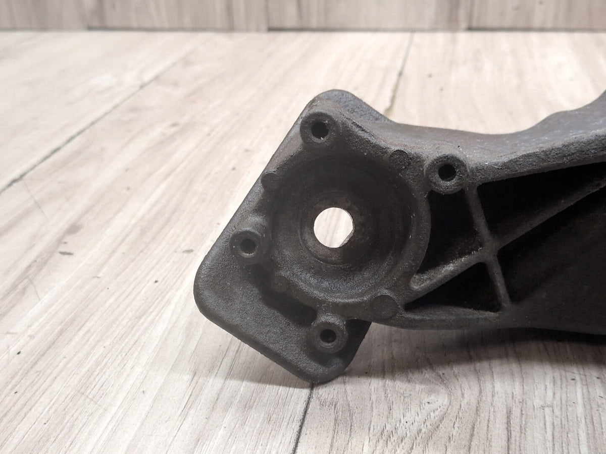2015-2018 BMW F85 X5 S63B44T2 Right Passenger Engine Bracket Support Mount 6852868