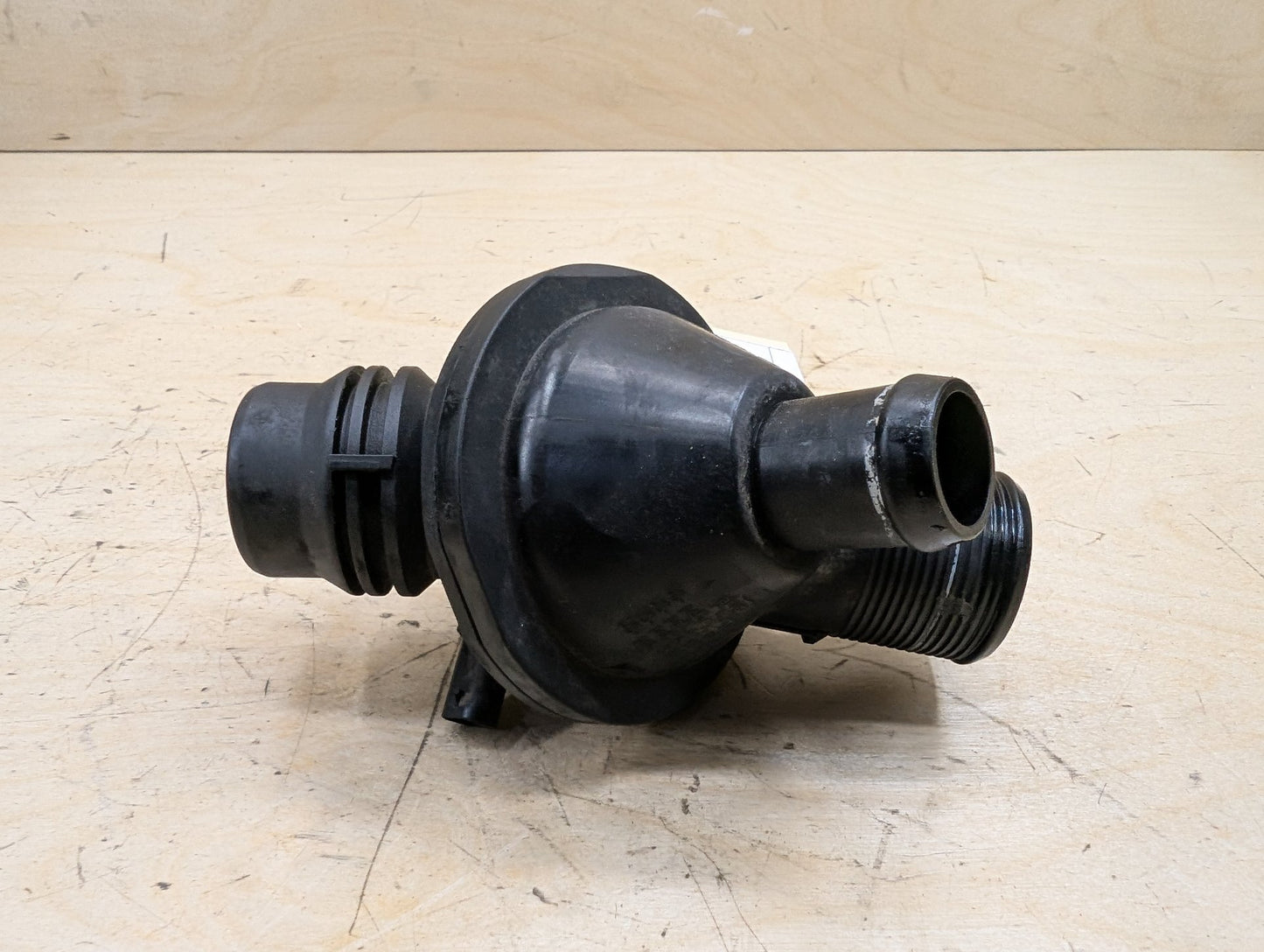 OEM BMW F10 F15 F22 F25 F30 F32 Engine N20 N26 Water Coolant Thermostat Housing