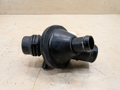 OEM BMW F10 F15 F22 F25 F30 F32 Engine N20 N26 Water Coolant Thermostat Housing