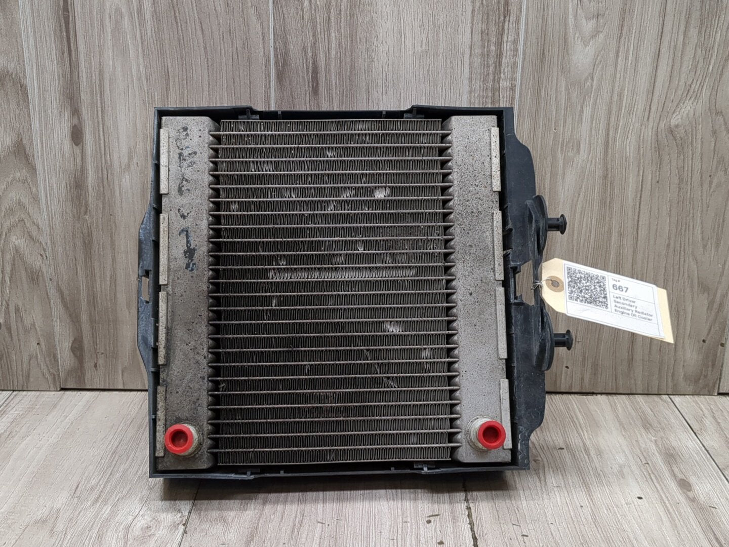 OEM BMW F02 F06 F10 F12 F13 535 550 Front Left Driver Auxiliary Coolant Radiator