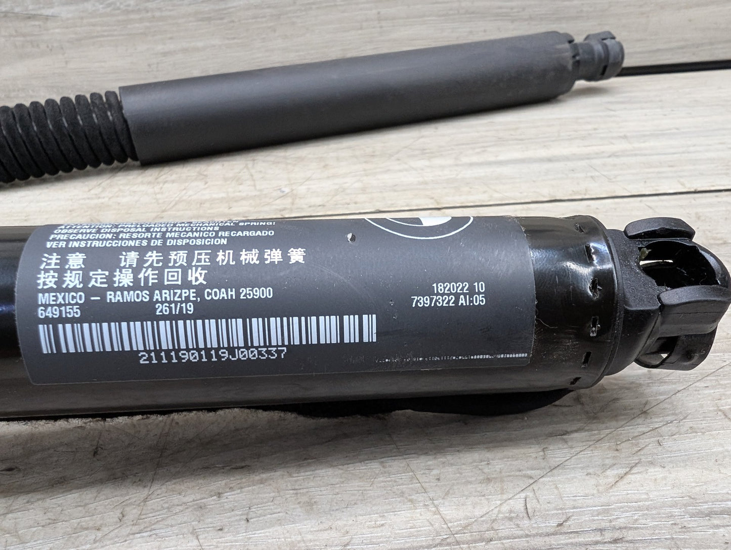 18-24 OEM BMW G01 F97 X3 X3M Rear Left Right Liftgate Shock Strut Lift Supports