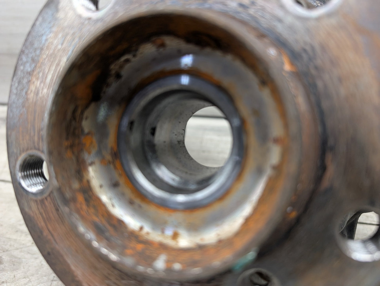OEM BMW F25 F26 X3 AWD Front Right Passenger Hub Spindle Knuckle Wheel Bearing