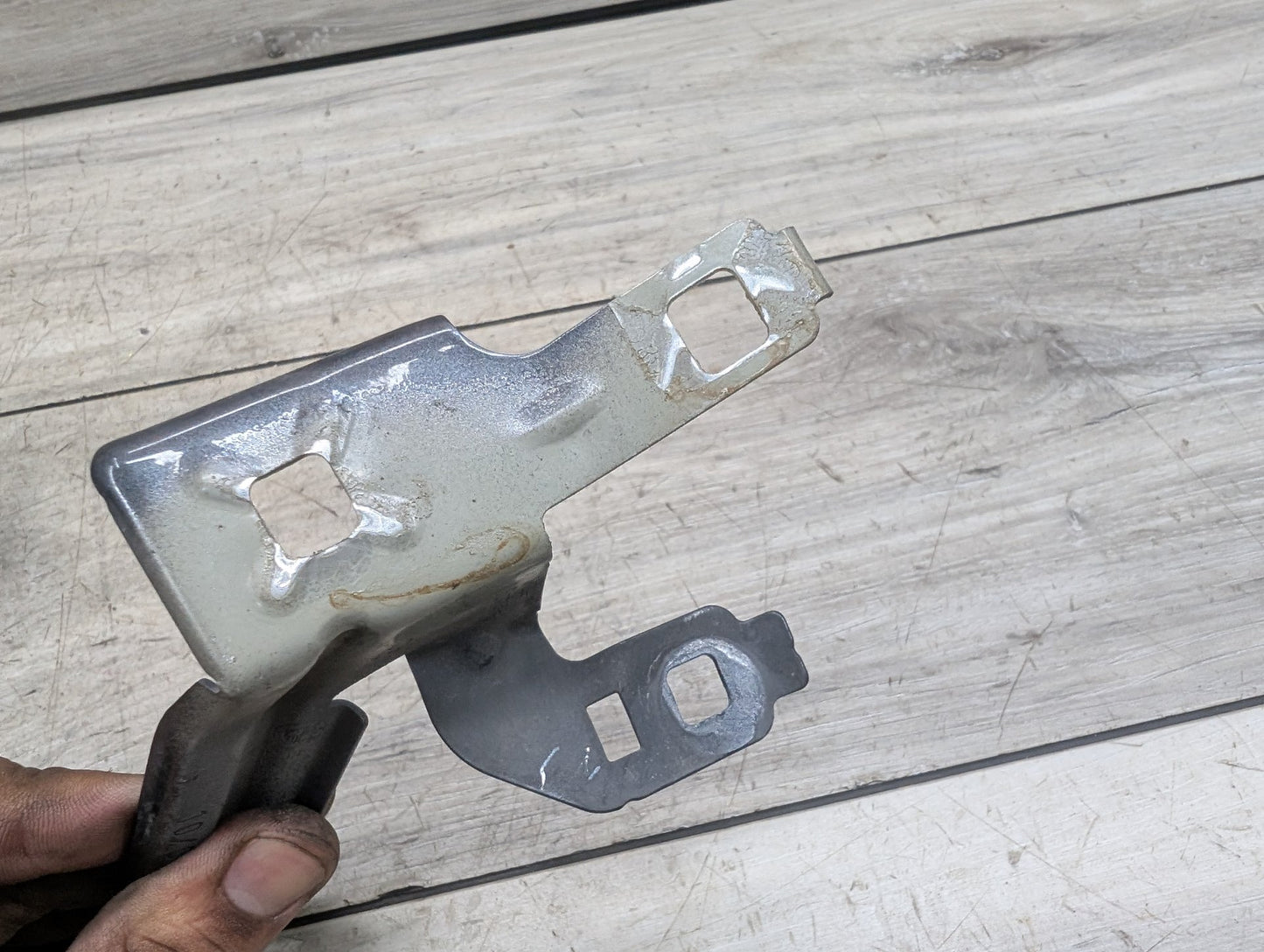2014 - 2019 BMW 340 F34 Front Left Driver Fender Brackets SET 7293727 B58B30M0