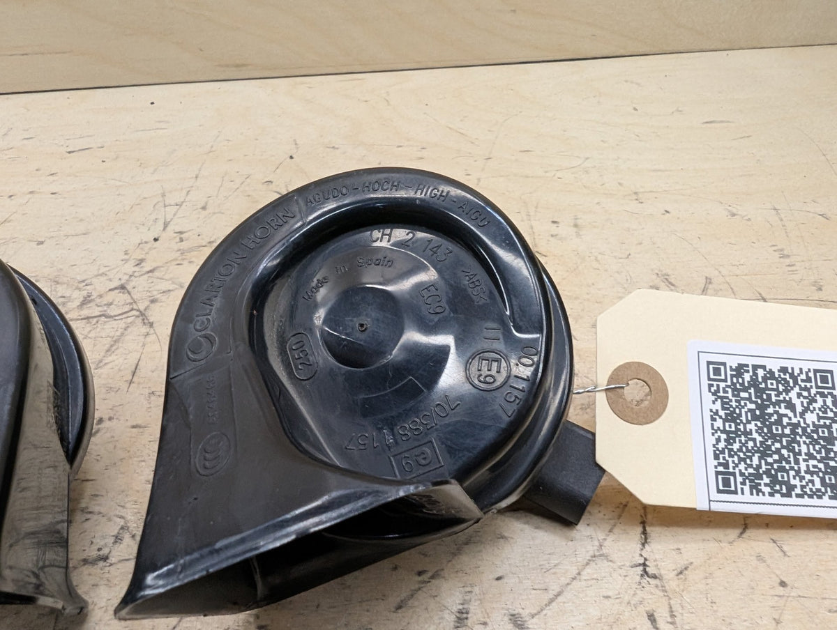 2010-2017 BMW 535i GT xDrive F07 Alarm Horns SET 7279781 OEM