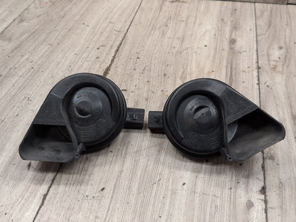 2010-2016 Audi S4 B8 Alarm Horns SET 8T0951223 OEM