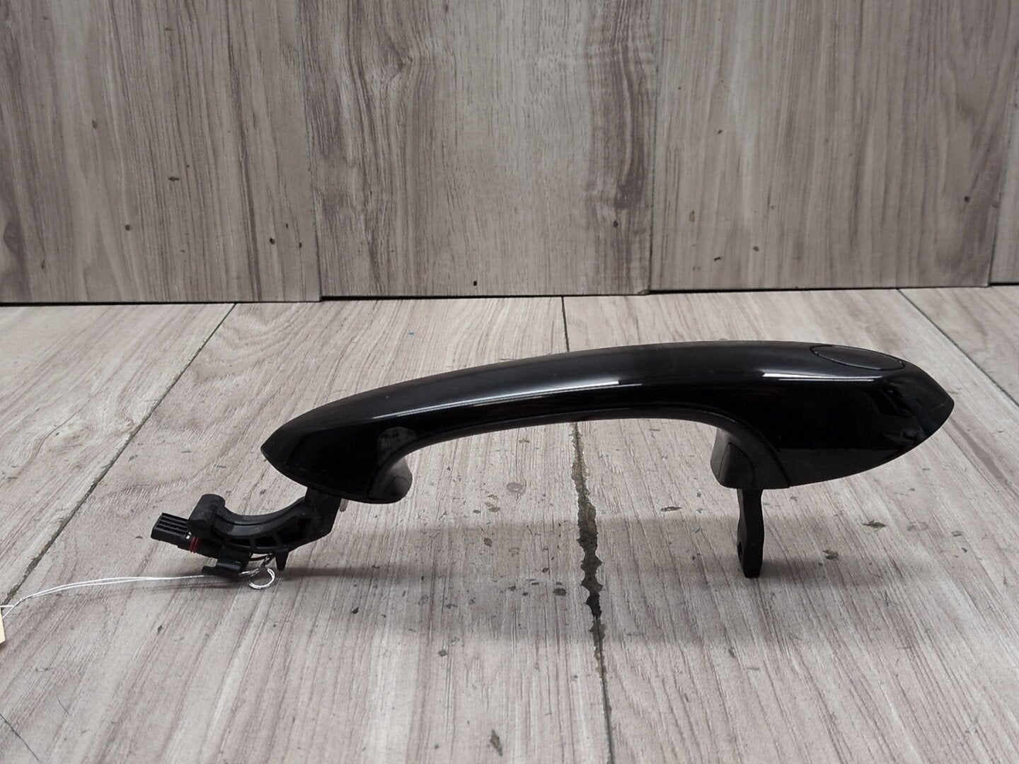 2018-2024 BMW X3 G01 Front Left Driver Exterior Door Handle w/ Comfort Access 8492063