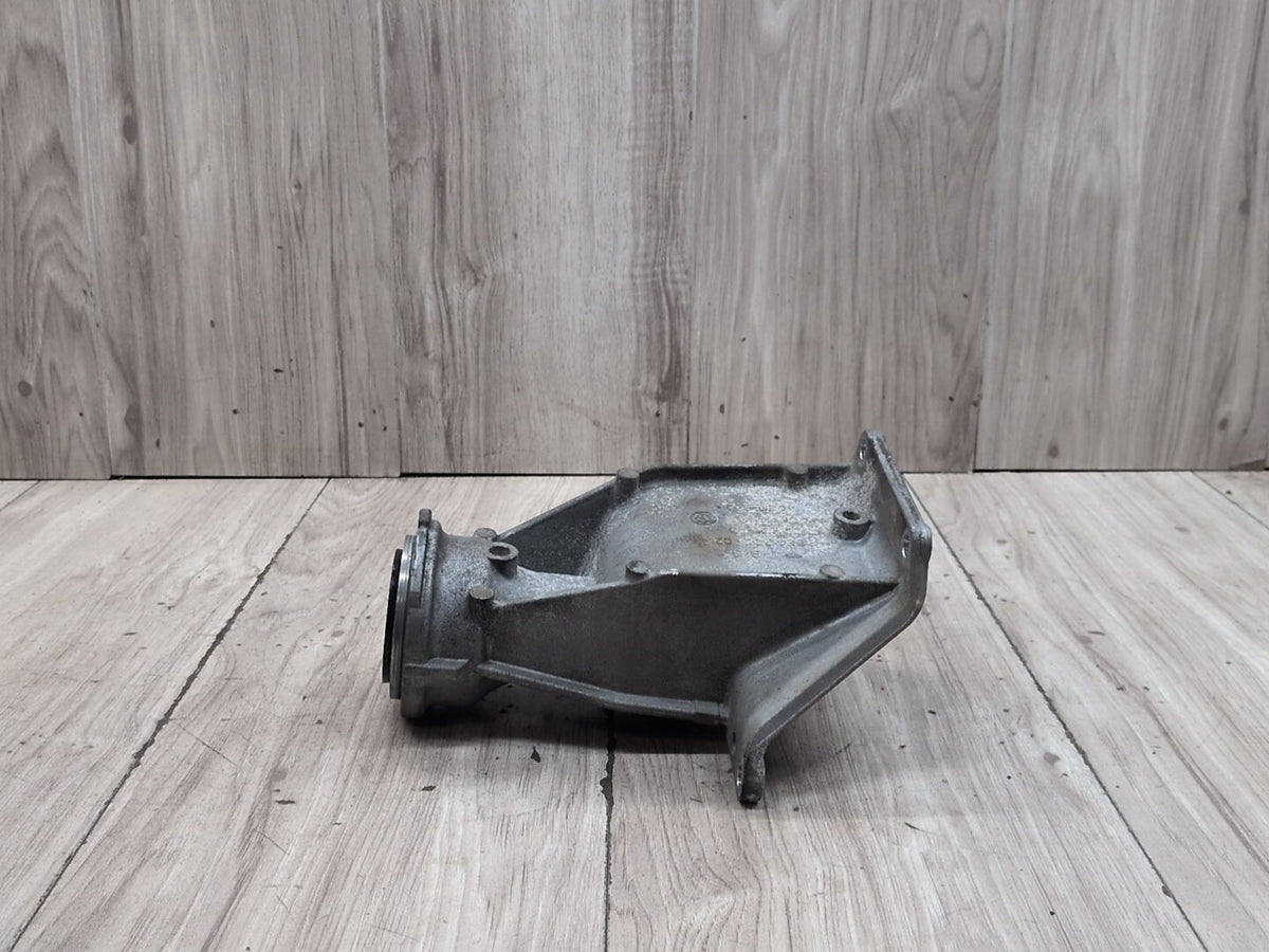 OEM BMW G01 G05 G12 G20 G26 G42 G80 Front Differential Axle Support Bracket