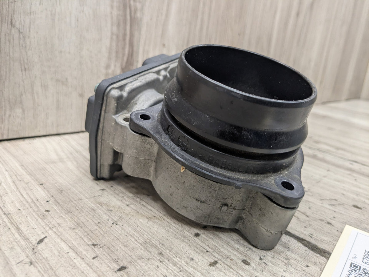 OEM BMW F39 F44 F48 F90 G05 G12 750 G30 M550 M8 Engine B46 N63 S63 Throttle Body