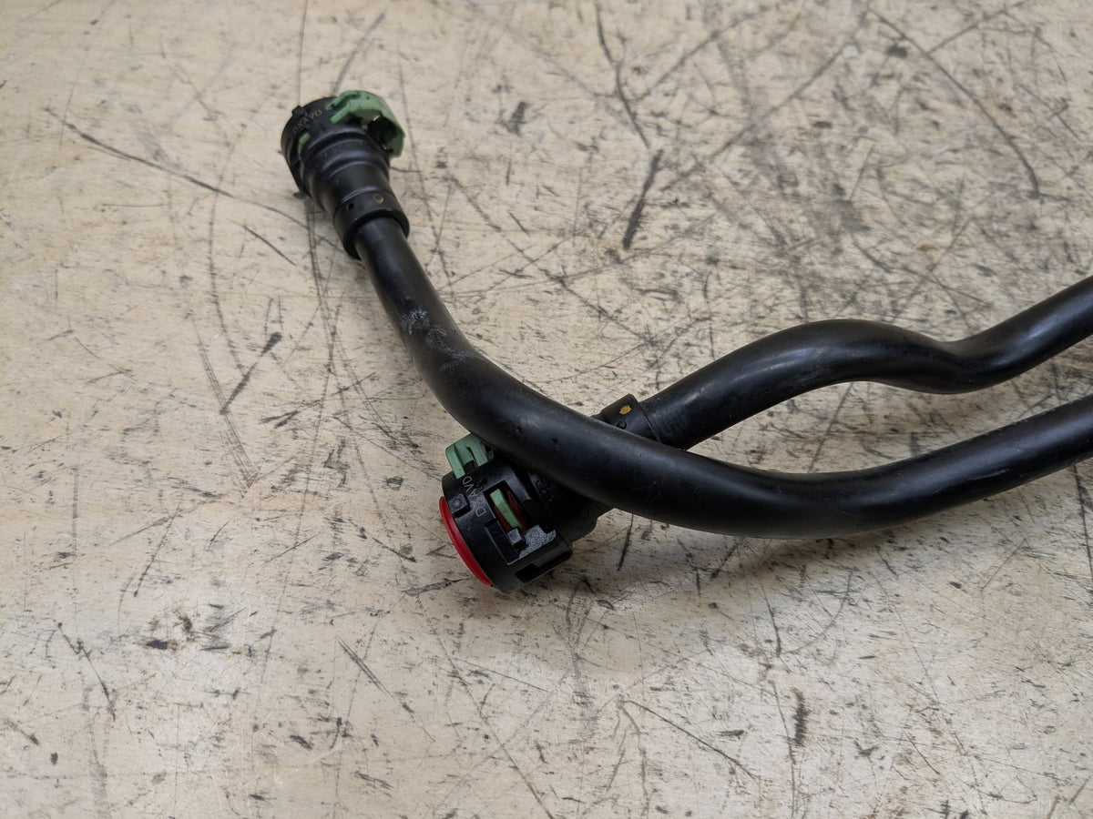 2016-2019 BMW G12 740i B58B30M0 Transmission Oil Cooler Hose Pipe Lines 8602297