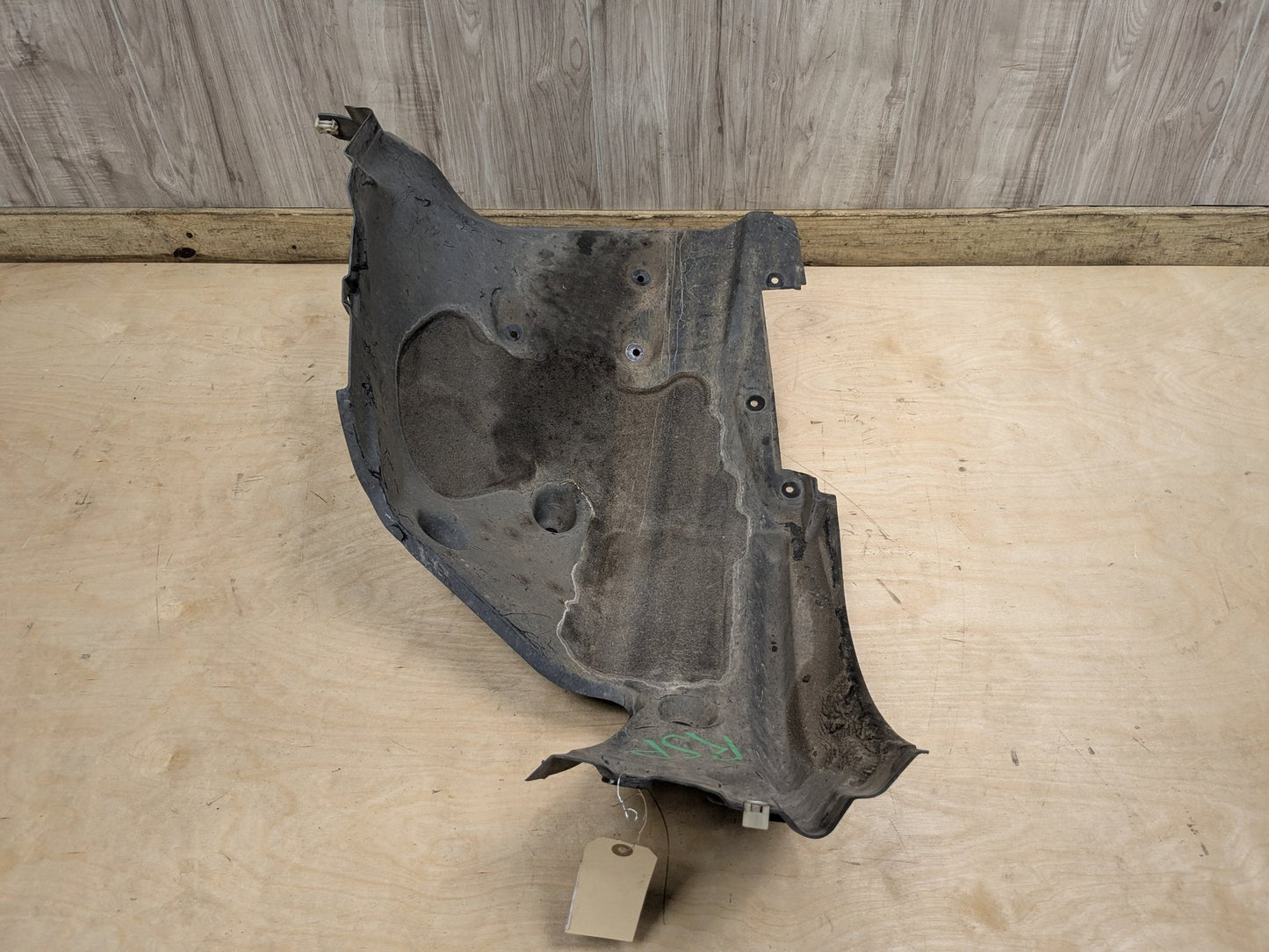 OEM BMW G30 540 M550 M SPORT Front Right Passenger Fender Liner Splash Shield
