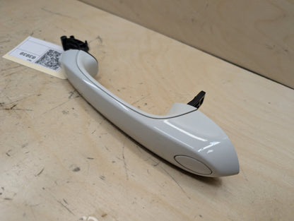 2018-2024 BMW X3 G01 Front Left Driver Exterior Door Handle 7470567