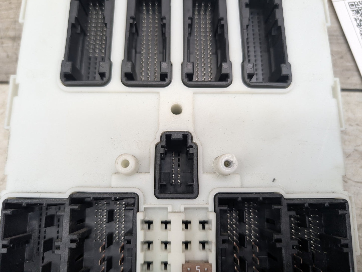 2014 - 2019 BMW 340 F34 Bdc Body Domain Fem Control Module w/ Key 8781423 B58B30M0