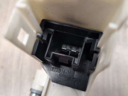 2015-2018 Audi Q3 8U Front Left Driver Door Window Glass Regulator Motor 8K0959801