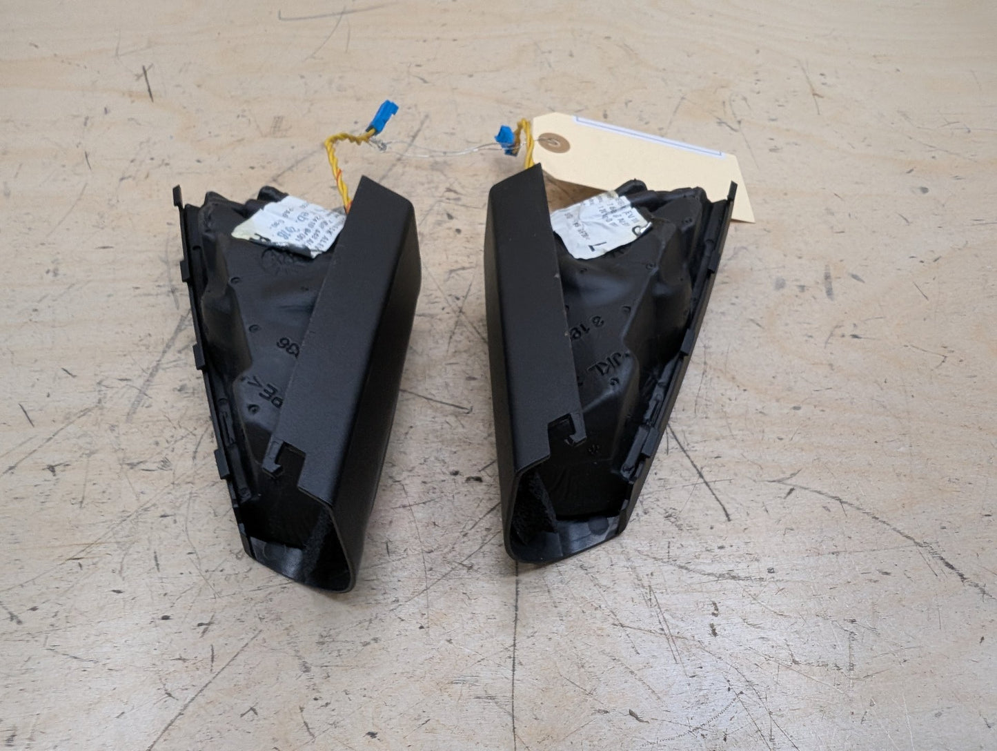 2016-2022 BMW 750i G12 Front Left Right Door Triangle Corner Speaker Assemblys SET 9362561