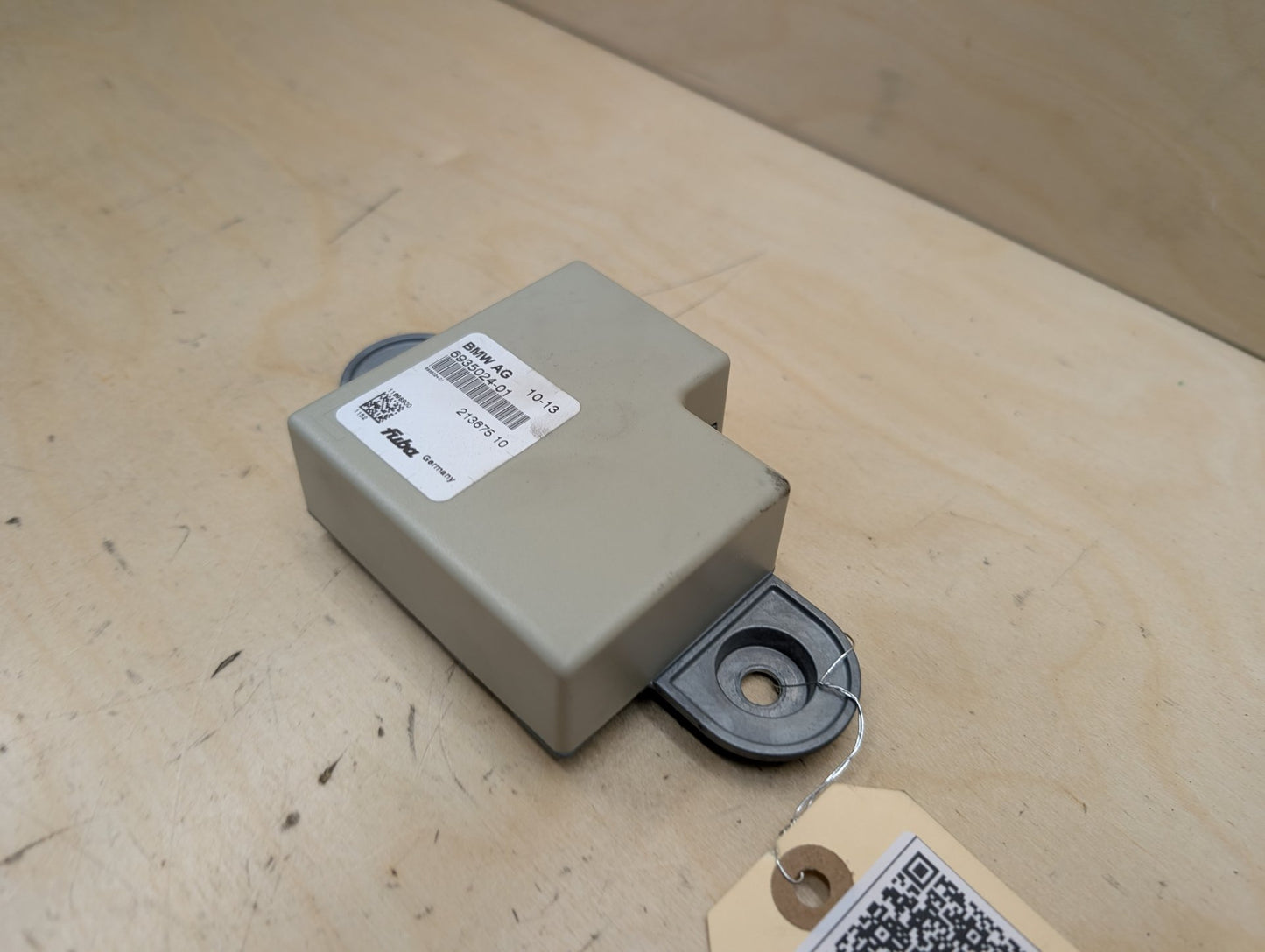 2011-2016 BMW X3 F25- PN: 6935024