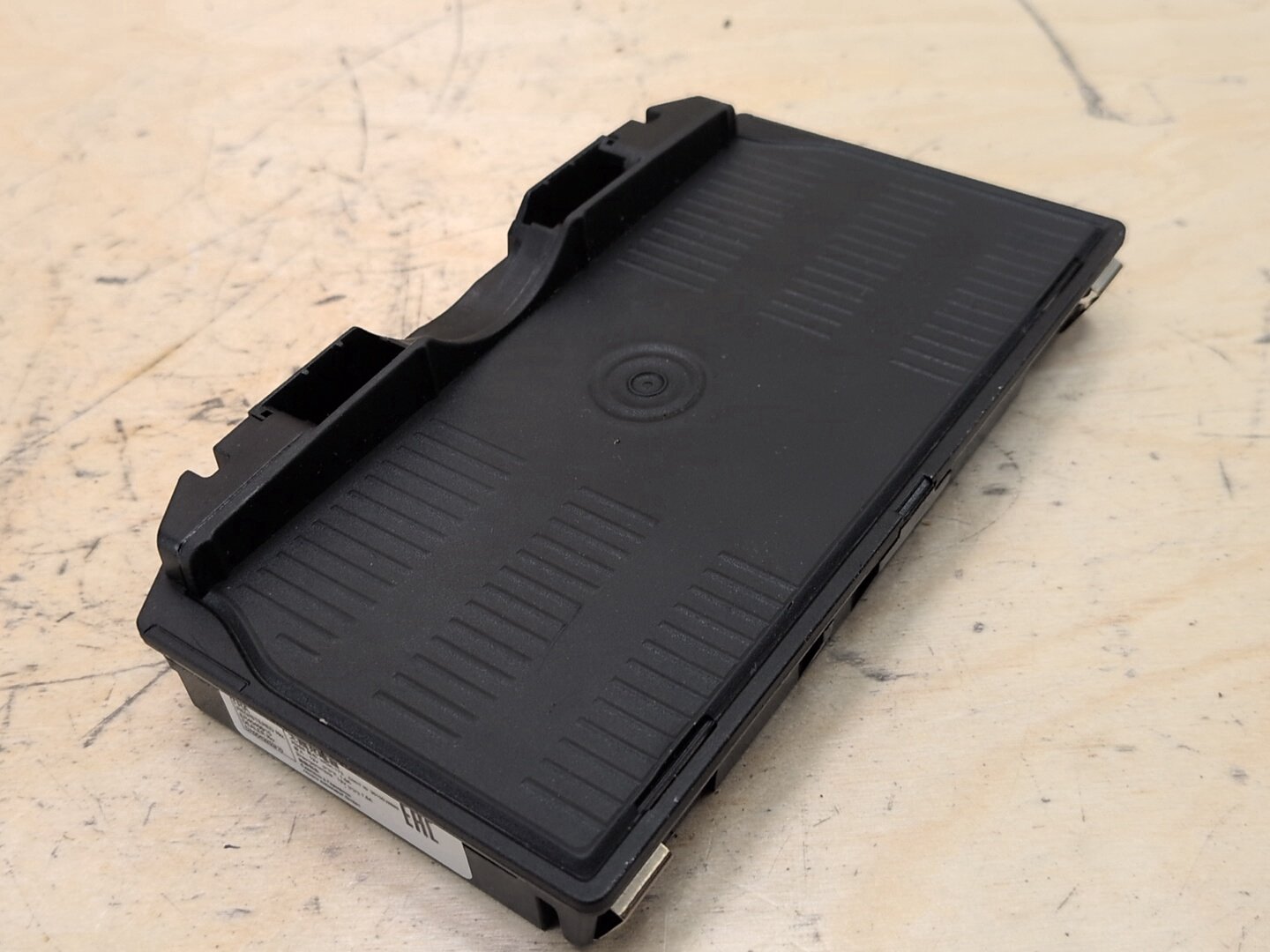 2016-2022 BMW 750i G12 Wireless Phone Charger Module 6827189