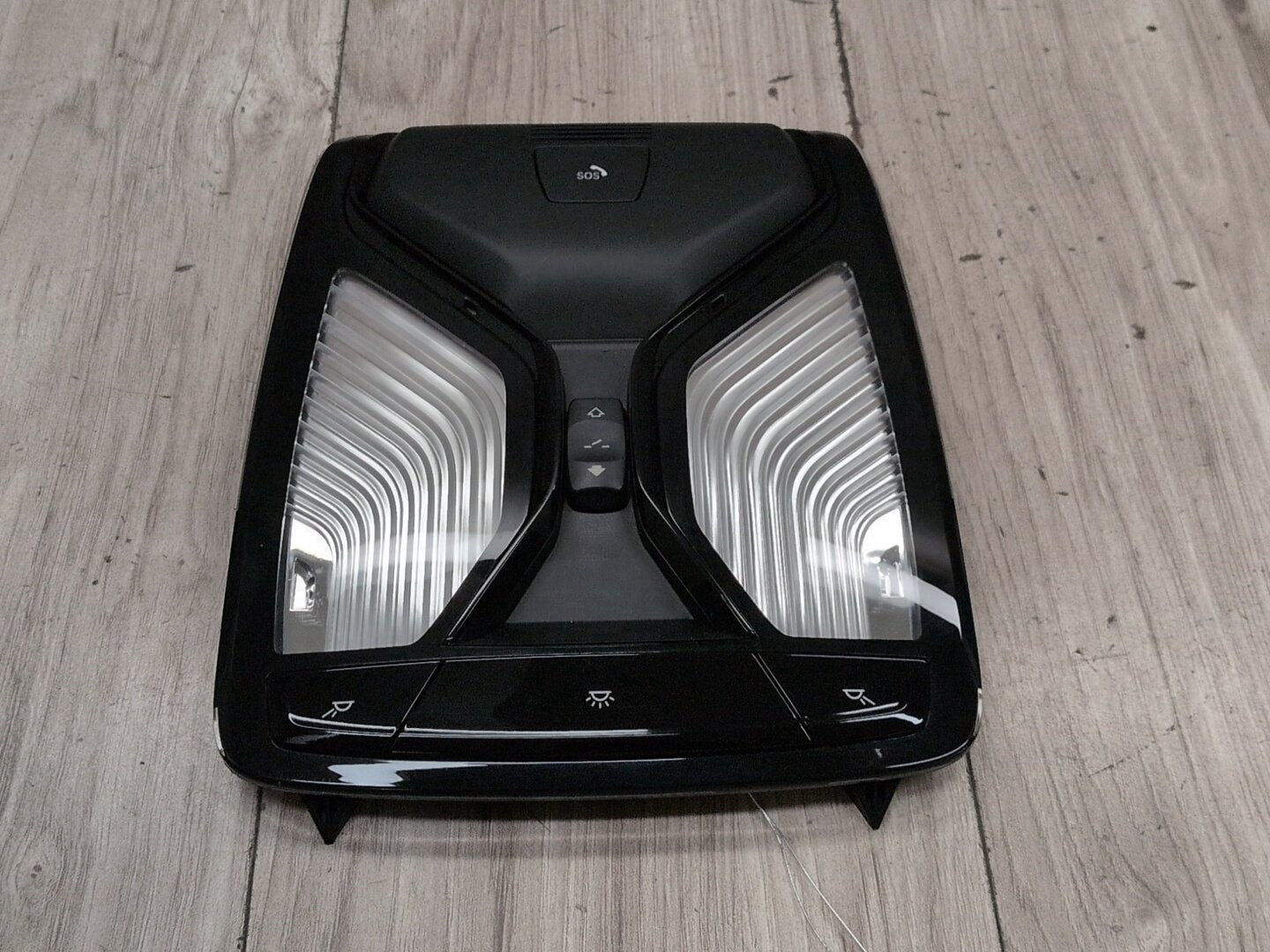 OEM BMW G01 G02 G05 G20 G30 330 M340 Front Roof Console Dome Light SOS Switch