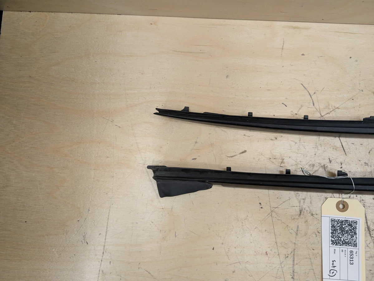 2019-2026 BMW M340i G20 Windshield Drip Trim Molding SET 7427873 OEM
