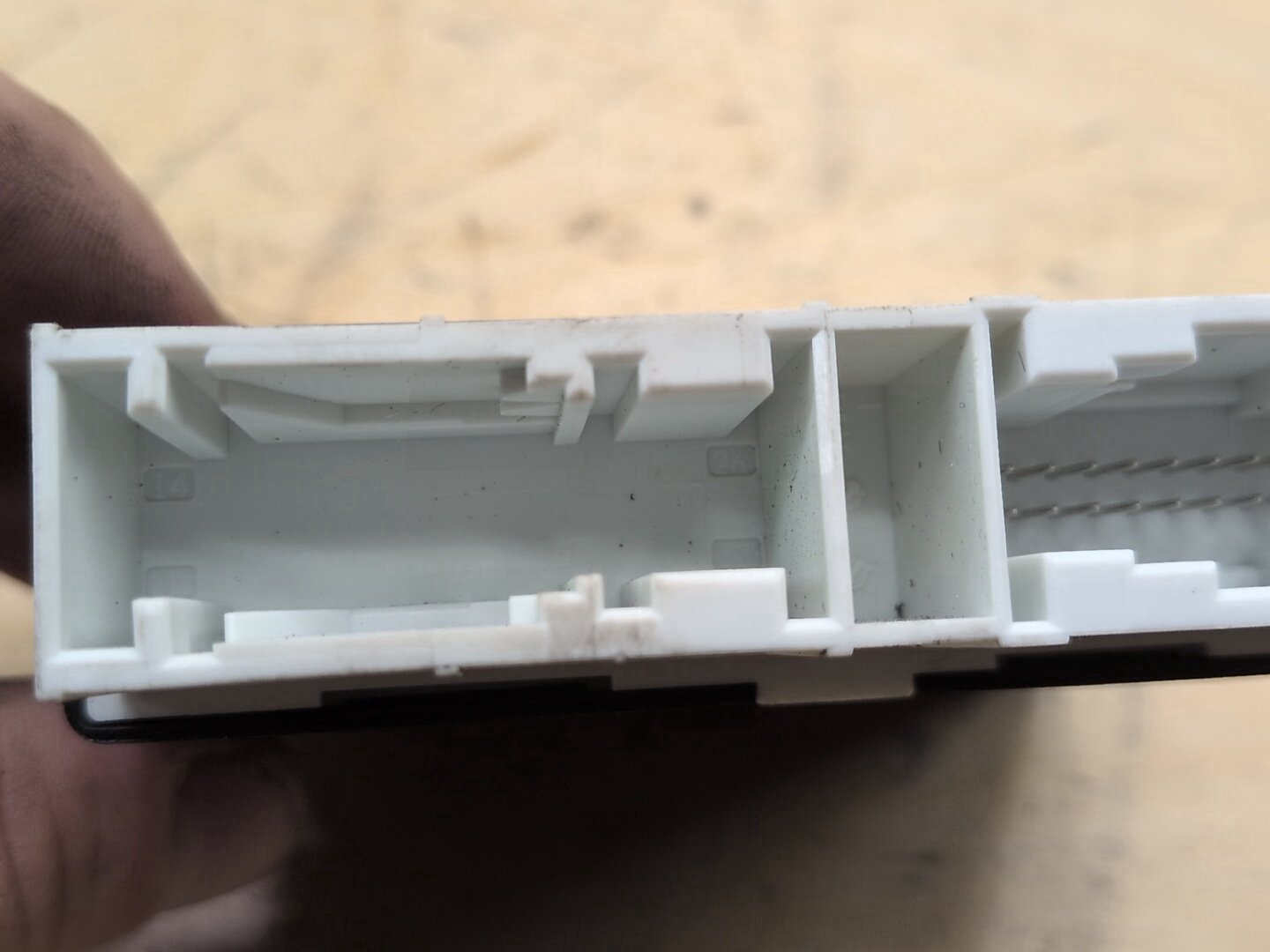 2015-2019 BMW X6 F16 PDC Park Assist Control Module 6805061