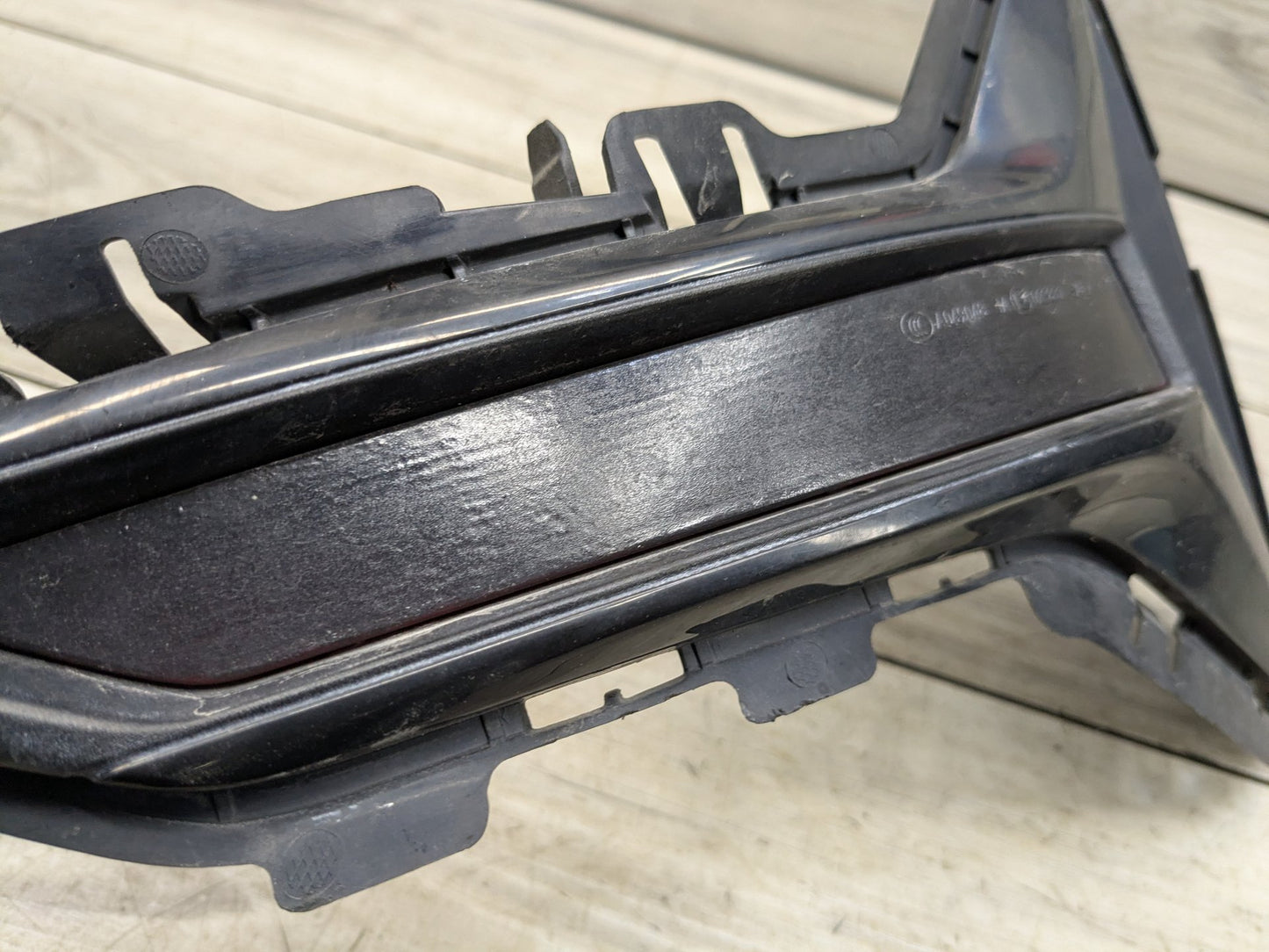 2019 - 2026 BMW 330i G20 Rear Right Passenger Bumper Reflector 7463618 B46B20O1