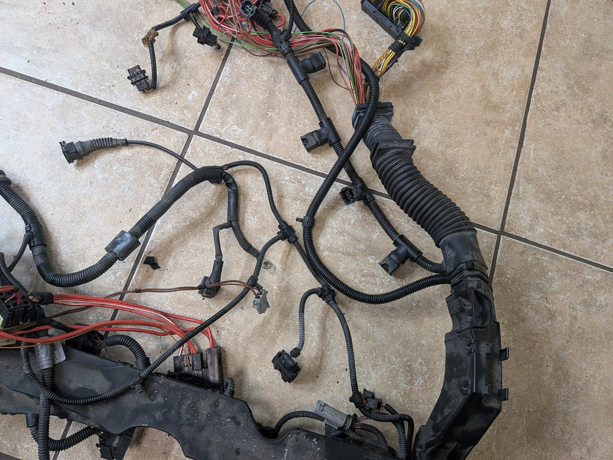 2004-2010 BMW E64 M6 S85B50A Engine Motor Ignition Injector Wiring Wire Harness 7838569