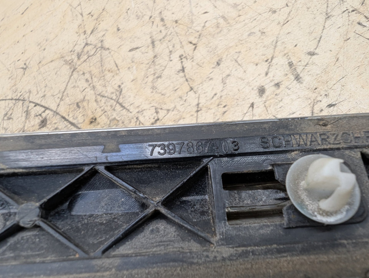 2016-2019 BMW 740i G12 Rear Left Driver Exterior Door Trim Molding 7397867 OEM