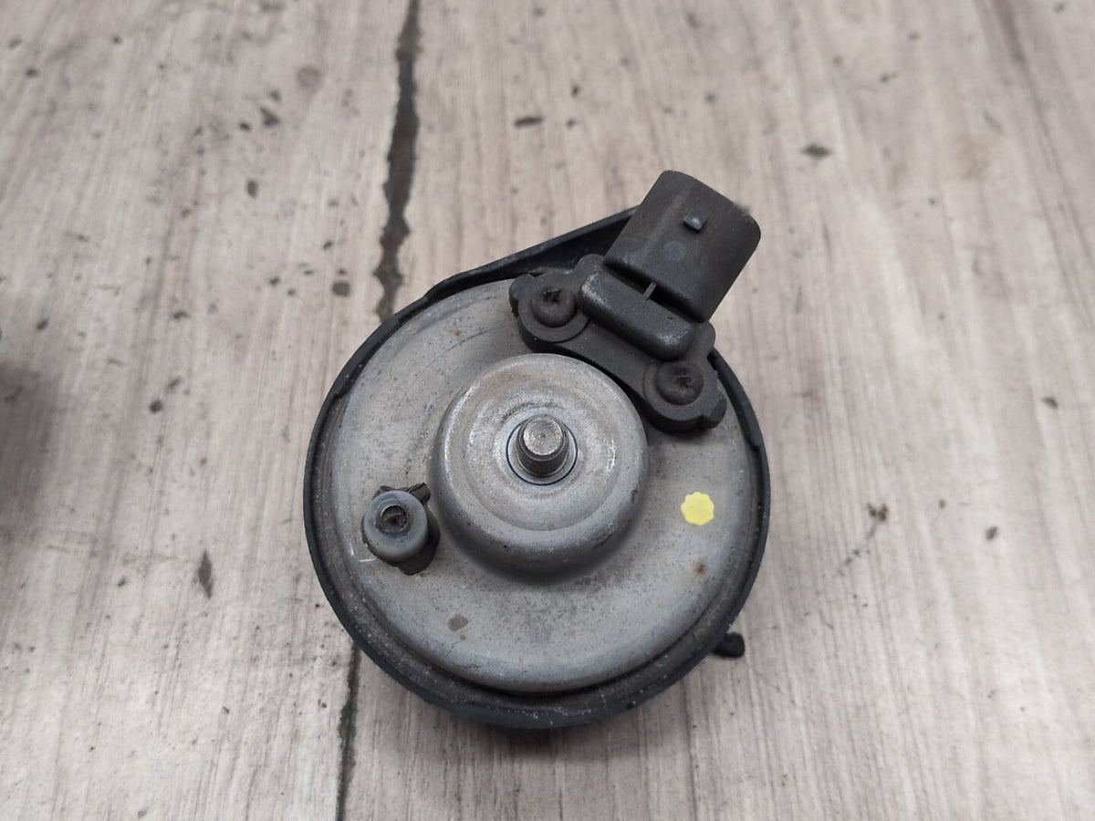 2014-2020 BMW 435i F32 Alarm Horns SET 7245423 OEM