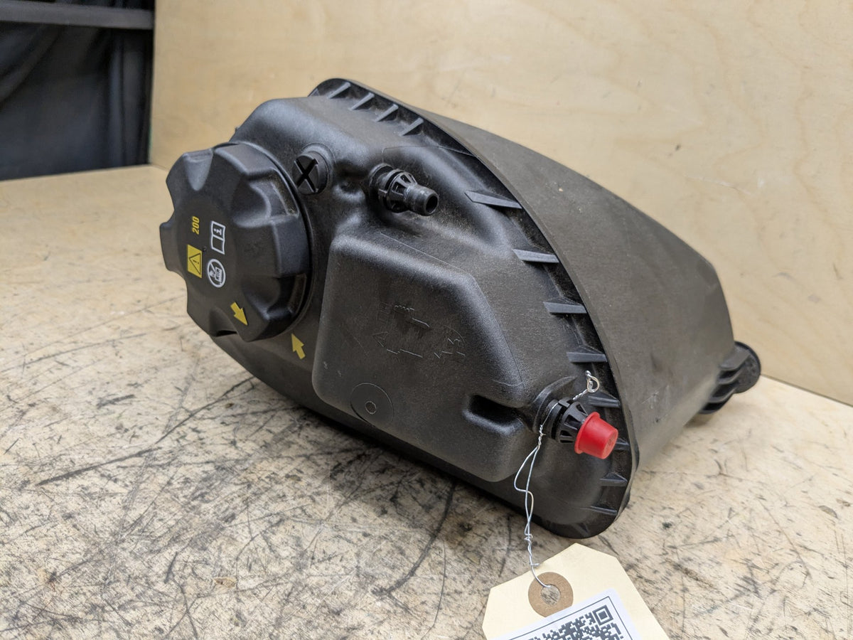 OEM BMW G05 G07 G11 G12 G30 M550 750 Engine N63 Coolant Expansion Tank Reservoir