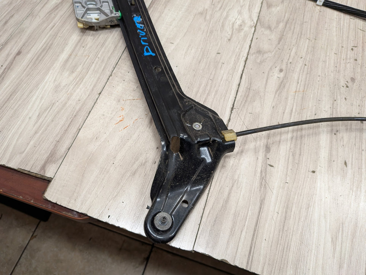 2008-2017 Audi S5 8T Front Left Driver Door Window Glass Regulator Motor 8F0837461C