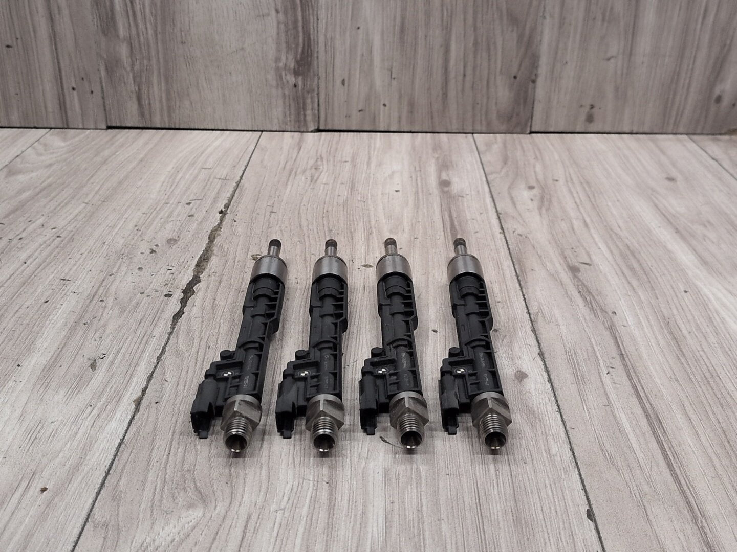 2012-2018 BMW 320i F30 - Engine Motor Injector SET PN: 7639994 EU6