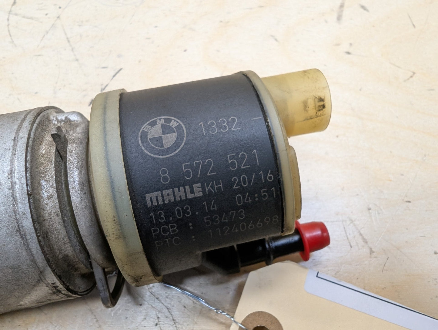 14-18 BMW 328i F30- Diesel Fuel Tank Reservoir Filter PN: 8572522