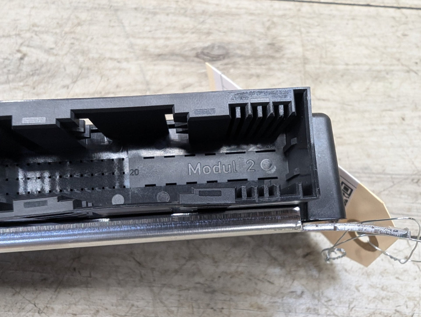 2019-2026 BMW X5 G05 Active Suspension Module 8835394